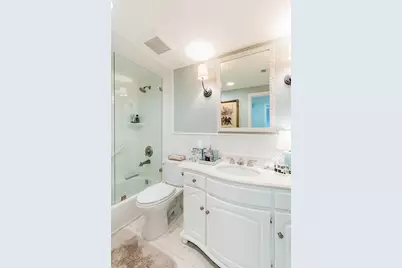 250 Bradley Place #202, Palm Beach, FL 33480 - Photo 8