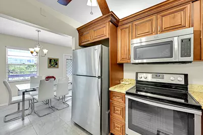 154 Upminster G #154, Deerfield Beach, FL 33442 - Photo 12