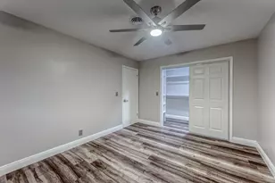 400 S Luna Ct, Hollywood, FL 33021 - Photo 12