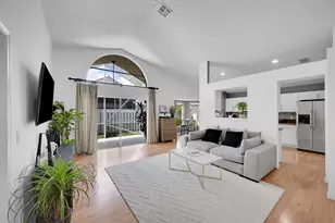 2649 Fairway Cove Ct, Wellington, FL 33414 - Photo 8