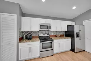 2649 Fairway Cove Ct, Wellington, FL 33414 - Photo 16