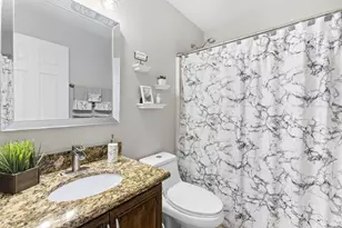 861 SE Cavern Ave, Port Saint Lucie, FL 34983 - Photo 16