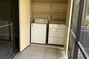 10670 SW 156th Pl, Miami, FL 33196 - Photo 16