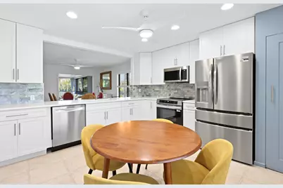 5172 SE Club Way #207, Stuart, FL 34997 - Photo 4