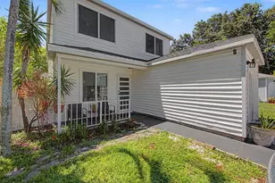 4675 Lakeside Cir, West Palm Beach, FL 33417 - Photo 2