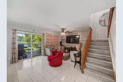 4675 Lakeside Circle, West Palm Beach, FL 33417 - Photo 8
