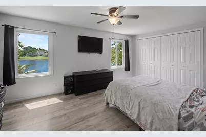 4675 Lakeside Circle, West Palm Beach, FL 33417 - Photo 16