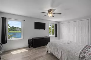 4675 Lakeside Cir, West Palm Beach, FL 33417 - Photo 16