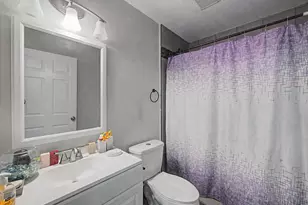 4675 Lakeside Cir, West Palm Beach, FL 33417 - Photo 10