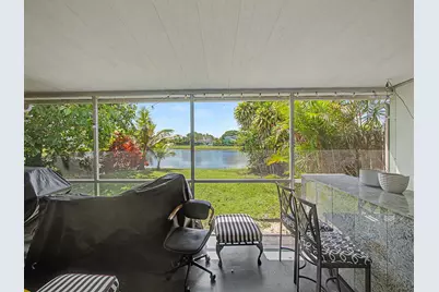 4675 Lakeside Circle, West Palm Beach, FL 33417 - Photo 16