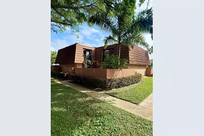 205 Charter Way, West Palm Beach, FL 33407 - Photo 20