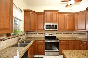 5330 SW 199th Ave, Pembroke Pines, FL 33332 - Photo 28