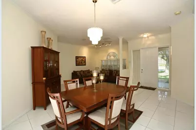 5330 SW 199th Avenue, Pembroke Pines, FL 33332 - Photo 12