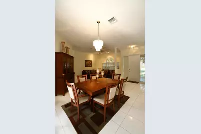 5330 SW 199th Avenue, Pembroke Pines, FL 33332 - Photo 10