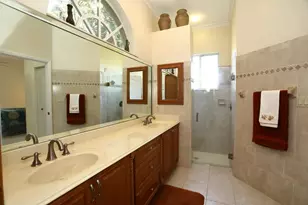 5330 SW 199th Ave, Pembroke Pines, FL 33332 - Photo 20