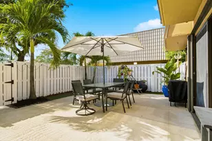 6818 68th Way, West Palm Beach, FL 33409 - Photo 16