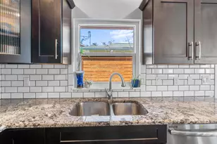 616 Dahlia Ln, Vero Beach, FL 32963 - Photo 10