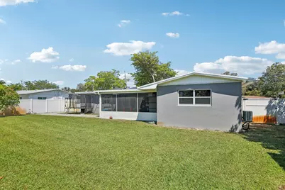 4688 NW 1st Street, Plantation, FL 33317 - Photo 24