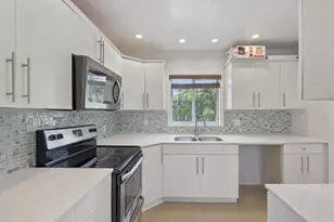 4688 NW 1st St, Plantation, FL 33317 - Photo 6