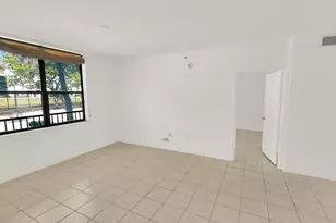 580 S Sapodilla Ave, West Palm Beach, FL 33401 - Photo 14