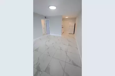 621 NW 5th Avenue #Unit 5, Pompano Beach, FL 33060 - Photo 2
