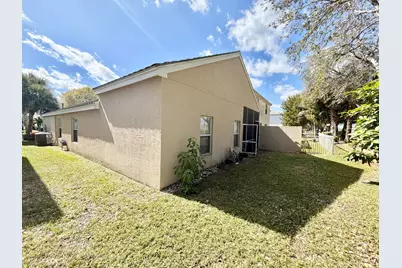 159 Berenger Walk, Royal Palm Beach, FL 33414 - Photo 16