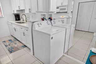 550 SW 2nd Ave, Boca Raton, FL 33432 - Photo 46