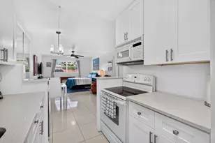 550 SW 2nd Ave, Boca Raton, FL 33432 - Photo 14