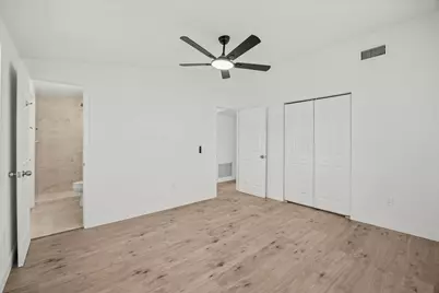 555 SE Airoso Boulevard, Port Saint Lucie, FL 34983 - Photo 14