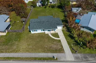 555 SE Airoso Blvd, Port Saint Lucie, FL 34983 - Photo 24