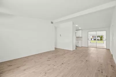 555 SE Airoso Boulevard, Port Saint Lucie, FL 34983 - Photo 10