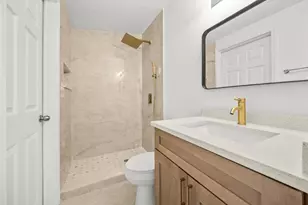 555 SE Airoso Blvd, Port Saint Lucie, FL 34983 - Photo 16