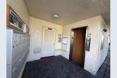 8970 S Hollybrook Boulevard #207, Pembroke Pines, FL 33025 - Photo 4