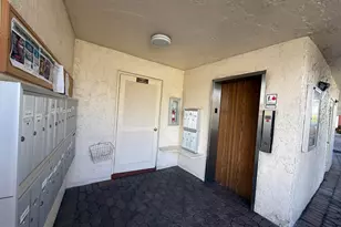 8970 S Hollybrook Blvd, Pembroke Pines, FL 33025 - Photo 4