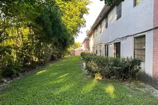 10825 Royal Palm Blvd, Coral Springs, FL 33065 - Photo 38