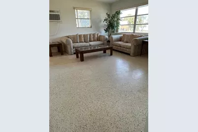 2890 Dolphin Circle, Palm Springs, FL 33406 - Photo 2