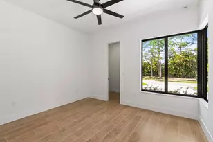 17107 W Sycamore Dr W, The Acreage, FL 33470 - Photo 20