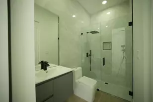 17107 W Sycamore Dr W, The Acreage, FL 33470 - Photo 18