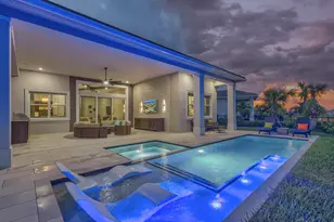 10109 Driftwood Wy, Palm Beach Gardens, FL 33412 - Photo 1