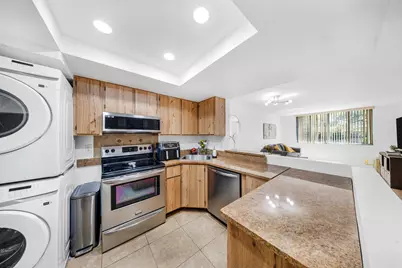 3249 Riverside #D-202, Coral Springs, FL 33065 - Photo 4