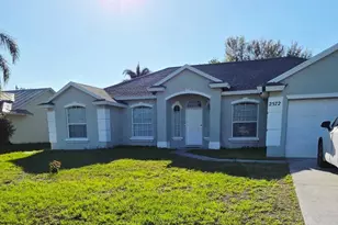 2572 SW Abelard St, Port Saint Lucie, FL 34953 - Photo 2
