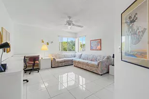 7552 Trent Dr, Tamarac, FL 33321 - Photo 18