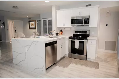 5700 Coach House Circle #D, Boca Raton, FL 33486 - Photo 8