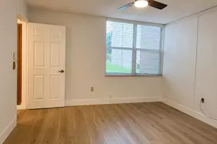 9480 Tangerine Pl, Davie, FL 33324 - Photo 16