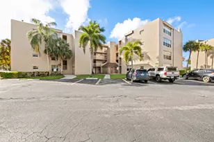 9480 Tangerine Pl, Davie, FL 33324 - Photo 12