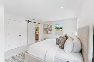 301 NW 78th Terrace, Plantation, FL 33324 - Photo 4