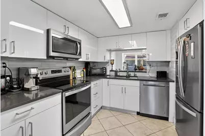 807 NW 91st Terrace NW #807, Plantation, FL 33324 - Photo 16