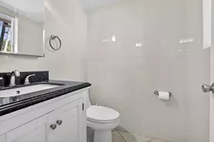 807 NW 91st Terrace NW, Plantation, FL 33324 - Photo 32