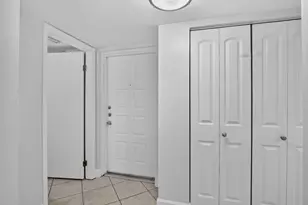 807 NW 91st Terrace NW, Plantation, FL 33324 - Photo 14
