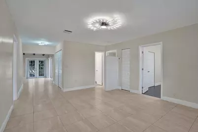 131 NE 51st Street, Oakland Park, FL 33334 - Photo 4